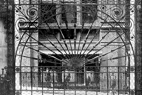 cornell ironwork on new york building