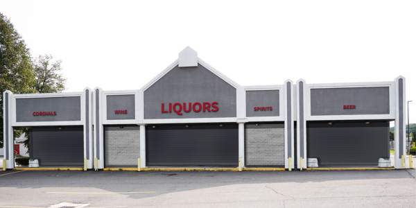 Cornell StoreDefender rolling door protecting liquor store.